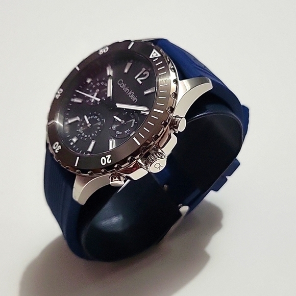 CALVIN KLEINBlue Silicone Strap Watch 44mm - Picture 3 of 6
